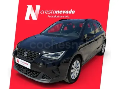 Usado Seat Arona Style 110 CV (80 kW) 2023 Negro SUV