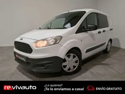 Usado Ford Tourneo Courier Trend 76 CV (55 kW) 2015 Blanco Monovolumen