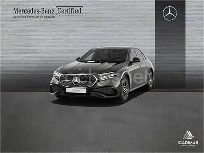 Gris / plata Usado 2025 Mercedes E220 Berlina | 57.900 € (Super precio)