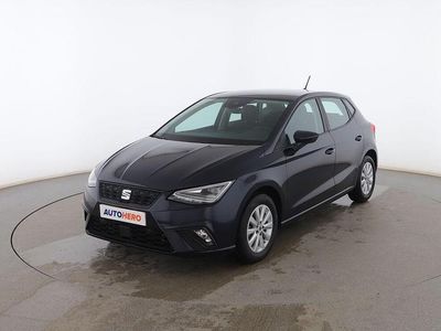 Usado Seat Ibiza Style 110 CV (80 kW) 2022 Azul Utilitario