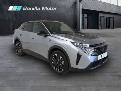 Usado Peugeot 3008 GT 145 CV (106 kW) 2025 Gris SUV