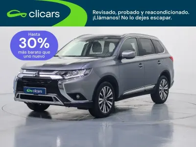 Usado Mitsubishi Outlander Motion 150 CV (110 kW) 2020 Gris / plata SUV