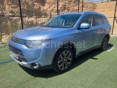Mitsubishi Outlander P-HEV