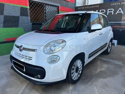 Usado Fiat 500L Living 85 CV (62 kW) 2014 Blanco Monovolumen