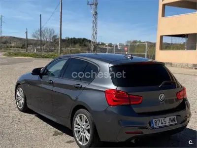 Usado BMW 118 Comfort Edition 143 CV (105 kW) 2016 Gris / plata Utilitario