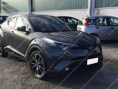 Usado Toyota C-HR Advance 122 CV (89 kW) 2018 Gris SUV