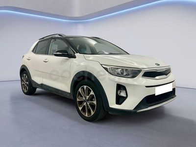 Usado Kia Stonic 120 HP (88 kW) 2018 Branco SUV