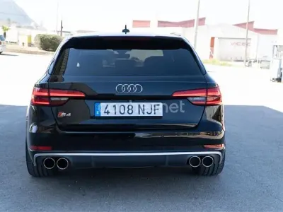 Usado Audi A4 Sport 218 CV (160 kW) 2017 Negro Familiar