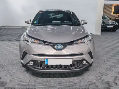 Usado Toyota C-HR Advance 122 CV (89 kW) 2019 Gris / plata SUV