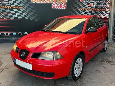 Usado Seat Ibiza Sport 101 CV (74 kW) 2003 Rojo Berlina
