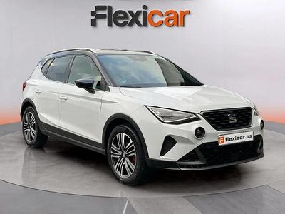 Usado Seat Arona FR 116 CV (85 kW) 2024 Blanco SUV