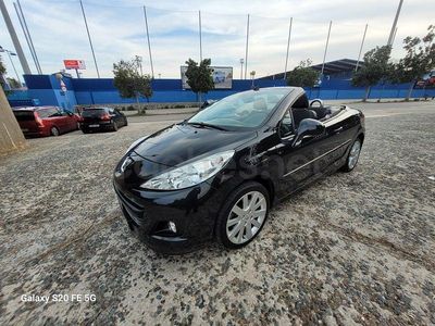 Usado Peugeot 207 CC 120 CV (88 kW) 2011 Negro Descapotable