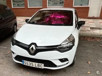 Usado Renault Clio IV Business 90 CV (66 kW) 2019 Blanco Berlina