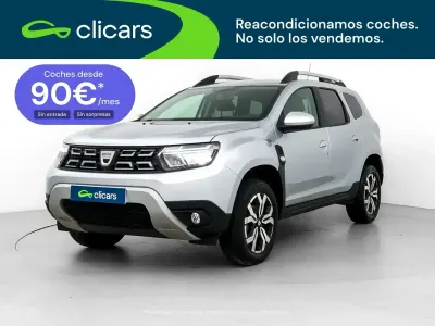 Usado Dacia Duster Prestige 115 CV (84 kW) 2022 Gris / plata SUV