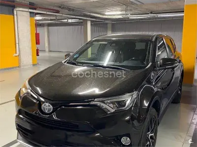 Usado Toyota RAV4 Hybrid 197 CV (144 kW) 2017 Negro SUV