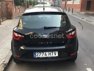 Usado Seat Ibiza SC I-Tech 85 CV (62 kW) 2013 Negro Utilitario