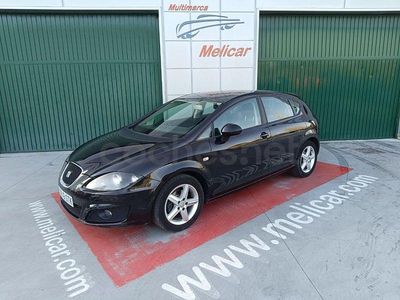 Usado Seat Leon 90 CV (66 kW) 2010 Negro Utilitario