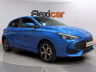 Usado MG MG3 102 CV (75 kW) 2025 Azul Utilitario