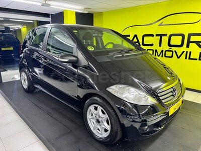 Usado Mercedes A180 Elegance 109 CV (80 kW) 2007 Negro Monovolumen