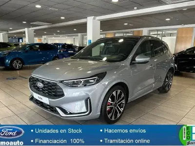 Nuevo Ford Kuga ST-Line X 243 CV (178 kW) 2026 Verde SUV