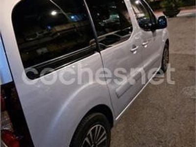 Gris / plata Usado 2016 Peugeot Partner Tepee Active Monovolumen | 8500 € (Buen precio)