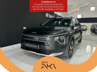 Käytetty Kia Niro 129 HP (94 kW) 2025 Harmaa Katumaasturi