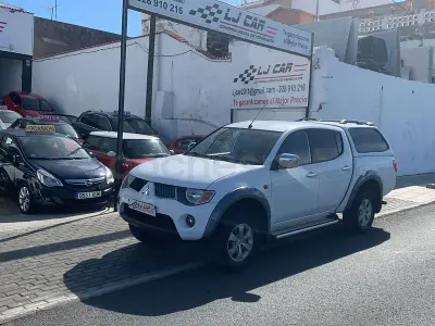 Usado Mitsubishi L200 Intense 167 CV (122 kW) 2007 Blanco Pickup/Camioneta