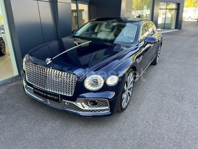 Usado Bentley Flying Spur 544 CV (400 kW) 2022 Blanco Berlina