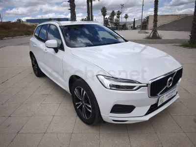 Usado Volvo XC60 Momentum 150 CV (110 kW) 2019 Blanco SUV