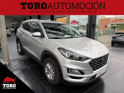 Usado Hyundai Tucson 132 CV (97 kW) 2019 Gris / plata SUV