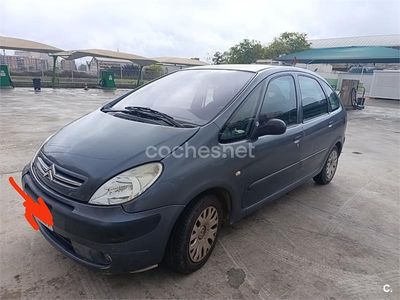 Usado Citroën Xsara Picasso 90 CV (66 kW) 2005 Gris / plata Monovolumen