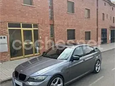 Usado BMW 320 177 CV (130 kW) 2009 Gris / plata Berlina