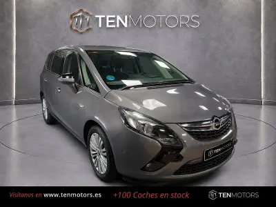 Usado Opel Zafira Tourer Excellence 136 CV (100 kW) 2016 Gris / plata Monovolumen
