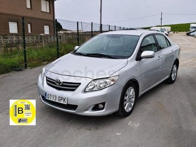 Usado Toyota Corolla Luna 126 CV (92 kW) 2009 Gris / plata Berlina