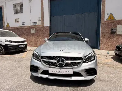 Usado Mercedes C300 245 CV (180 kW) 2021 Gris / plata Berlina