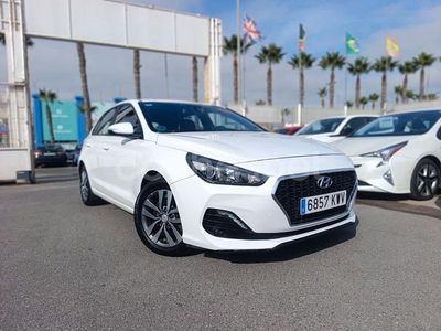 Blanco Usado 2019 Hyundai i30 Style Berlina | 8350 €