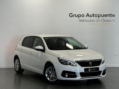 Usado Peugeot 308 Style 130 CV (95 kW) 2020 Blanco Berlina