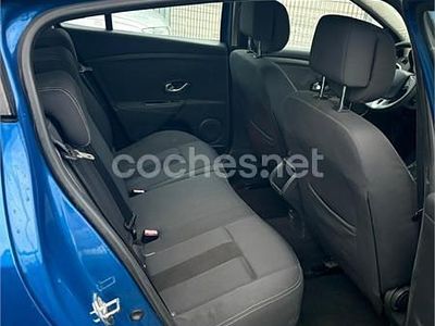 Usado Renault Mégane 105 CV (77 kW) 2010 Azul Berlina