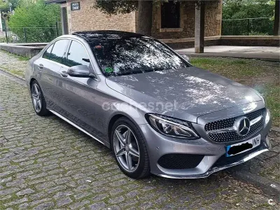 Usado Mercedes C220 AMG line 170 CV (125 kW) 2016 Gris / plata Berlina