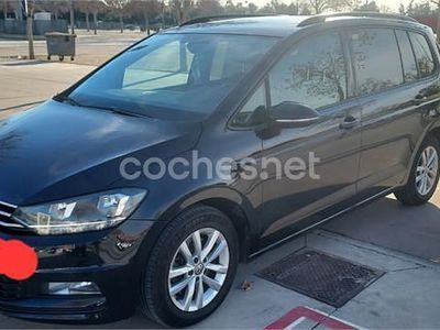 Negro Usado 2017 VW Touran Business Monovolumen | 12.900 € (Caro)