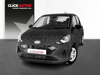 Usado Hyundai i10 67 CV (49 kW) 2024 Gris / plata Utilitario