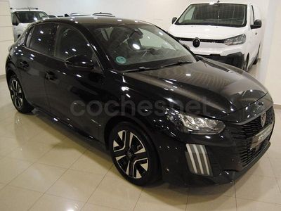 Usado Peugeot 208 Allure 100 CV (73 kW) 2025 Negro Utilitario