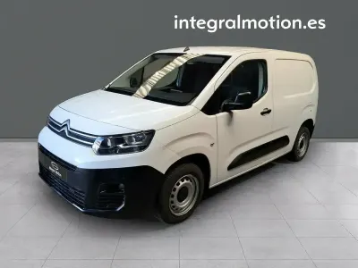 Usado Citroën Berlingo 102 CV (75 kW) 2021 Blanco Monovolumen