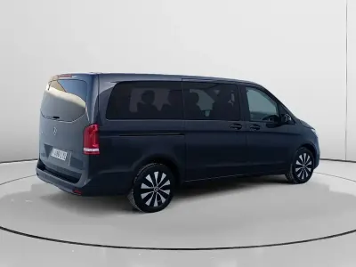 Usado Mercedes V220 Avantgarde 163 CV (119 kW) 2022 Negro Monovolumen