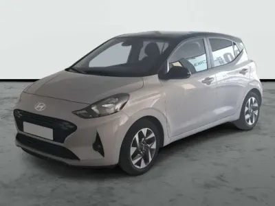 Usado Hyundai i10 Blackline 84 CV (61 kW) 2023 Gris Utilitario