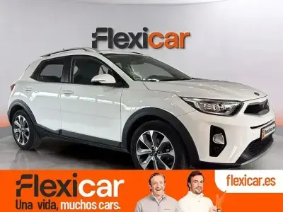 Usado Kia Stonic 100 CV (73 kW) 2018 Blanco SUV