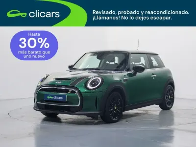 Usado Mini Cooper SE 135 kW (184 CV) 2023 Verde Utilitario