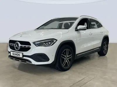 Usado Mercedes GLA200 150 CV (110 kW) 2022 Blanco SUV