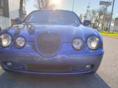 Usado Jaguar S-Type R 396 CV (291 kW) 2002 Azul Berlina