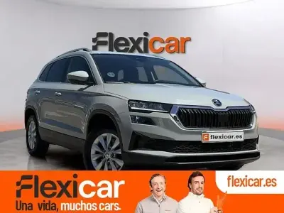 Usado Skoda Karoq 150 CV (110 kW) 2024 Gris SUV